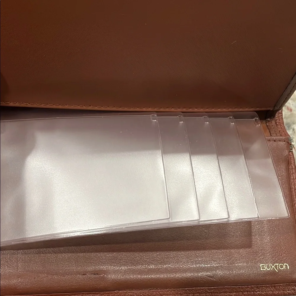 BUXTON Elegant Buttery Soft Brown Leather Ladies Wallet many compartments NEW
